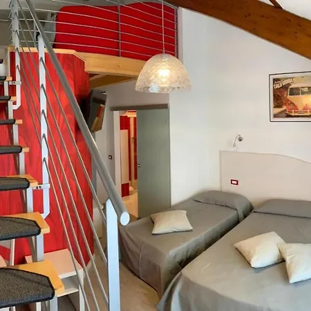Seventy Design Bed & Breakfast 2*